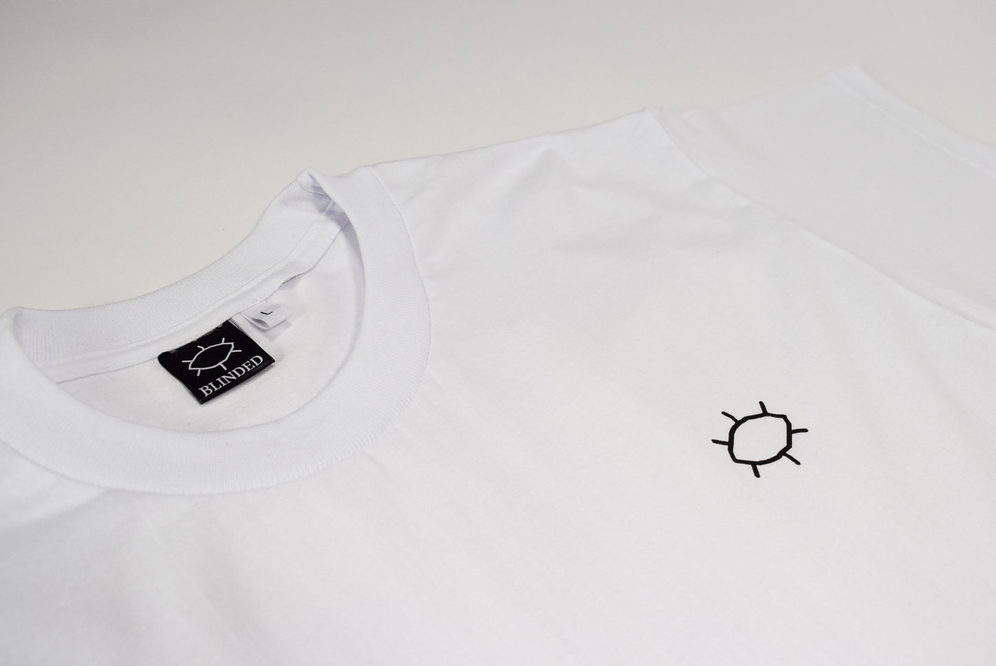 BLINDED HEAVYWEIGHT LOGO TEE